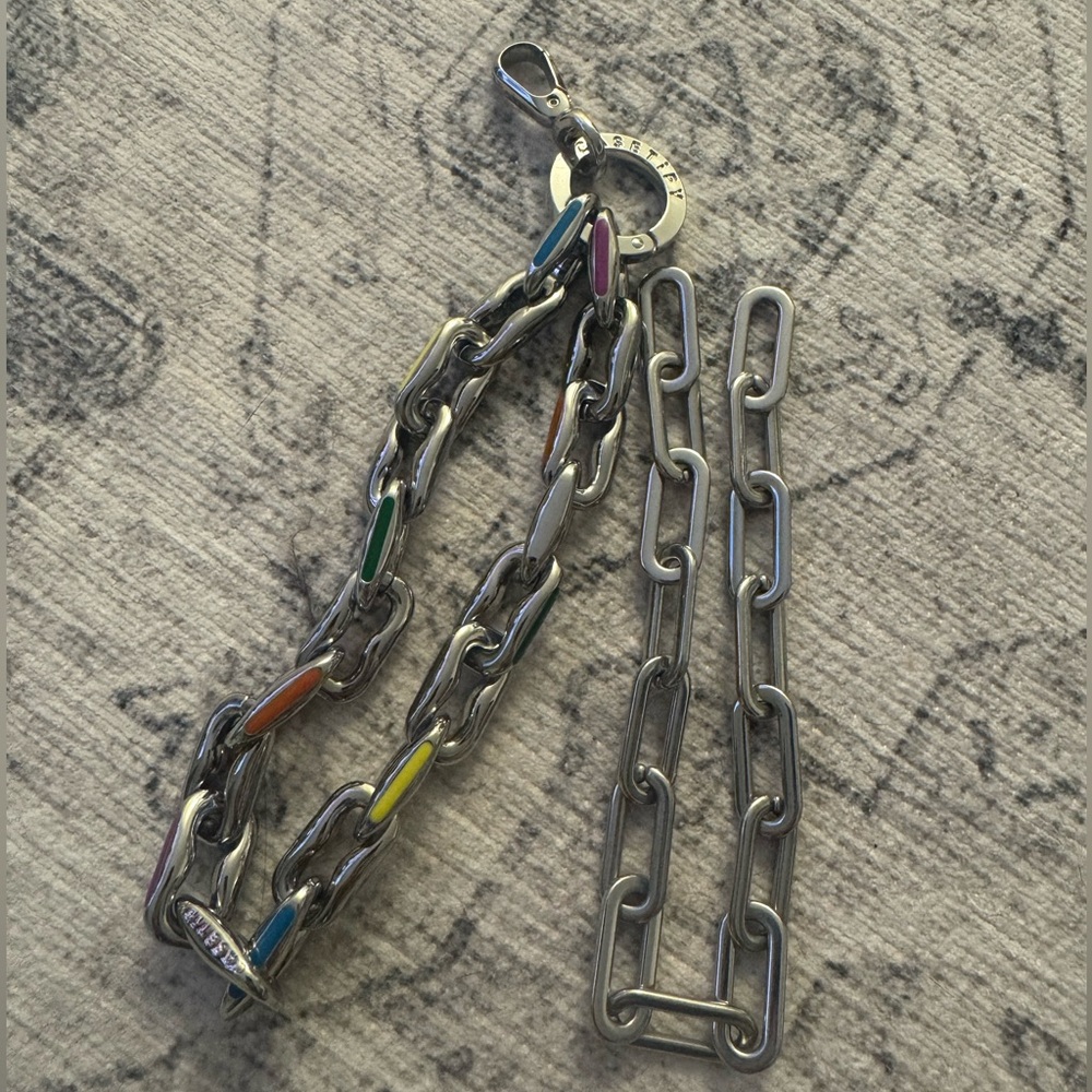 Casetify Multicolor Metal Chain Wrist Strap + Bonus Strap - Picture 2 of 6